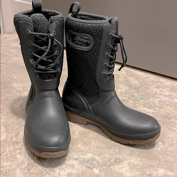 Women's Bogs Waterproof Boots - Picture 1 of 6